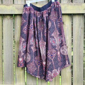 Wear Anywhere Skirt, fully lined, elastic waist for comfort; Size L